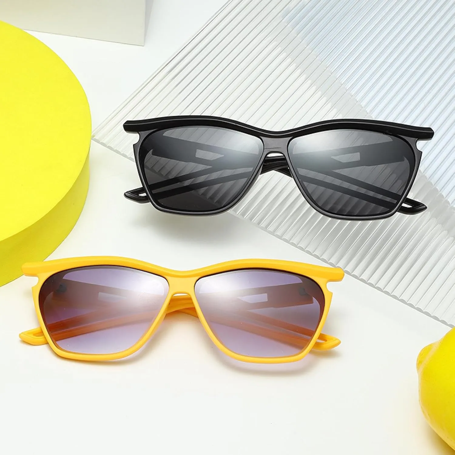 Stylish Sunglasses for Men Fashion Shape Hollow Out Leg Woman Sunglass