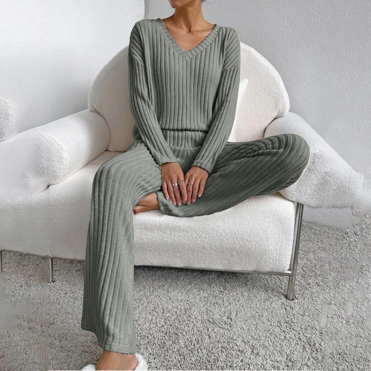 Winter 2 Piece Outfits for Women Lounge Sets Pajamas Sleepwear Fuzzy Ribbed Knit Long Sleeve Tops and Pants Tracksuit